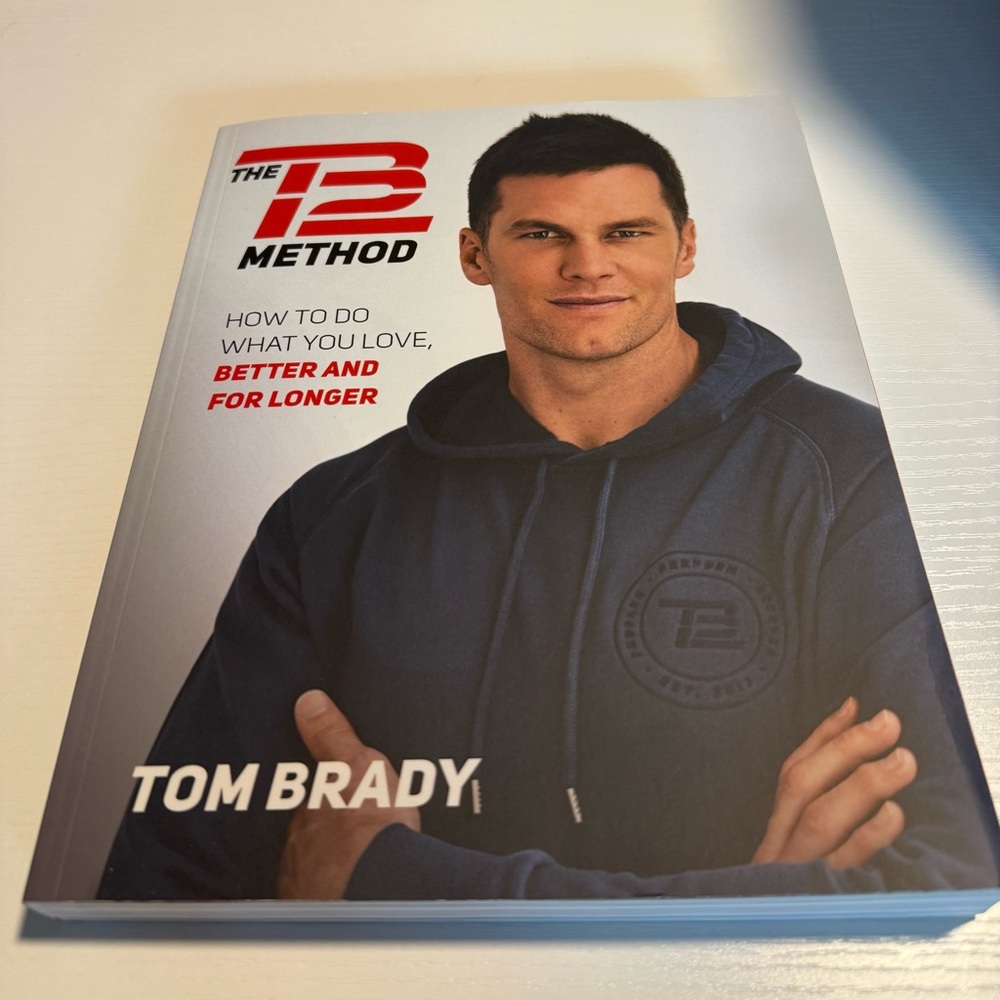 📚 Tom Brady – The TB12 Method (Softcover / Paperback)
